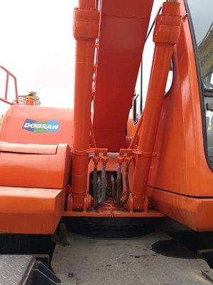 DOOSA DH140W-7 パカー水力ポンプ付の古着掘削機 時速4.2km