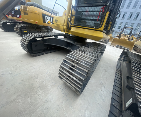 2018年製 KOMATSU PC220-8 中古用掘削機,ミツビシエンジン,良好な状態.