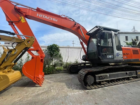 中古のヒタチ掘削機 ZX210 0.45m3 バケツ容量と 21500 KG 機械重量