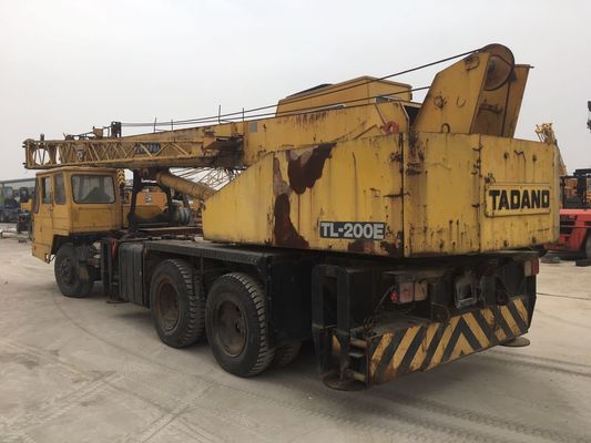 他のエンジン用 トラッククレーン TL200E 建設工事における究極の解決策