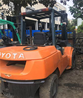 ディーゼルエンジン 5トンのフォークリフト 7FDA50 2 5トンの 3m 4 5m 5m 6m ドイツ パワービルディングモーター