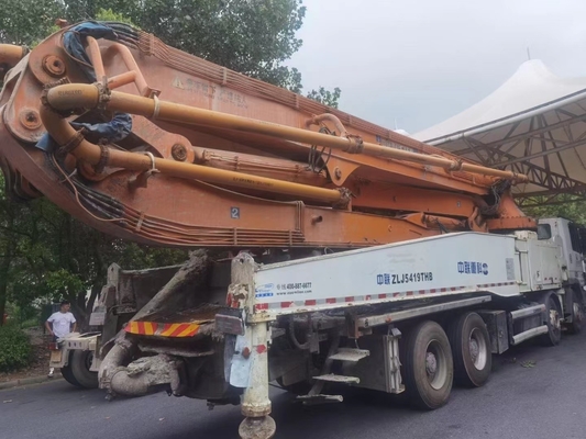 40000 kg 容量 使用されたHOWO ターパートラック 25t 40t 6x4 8x4 あなたの要求に合ったタイプ