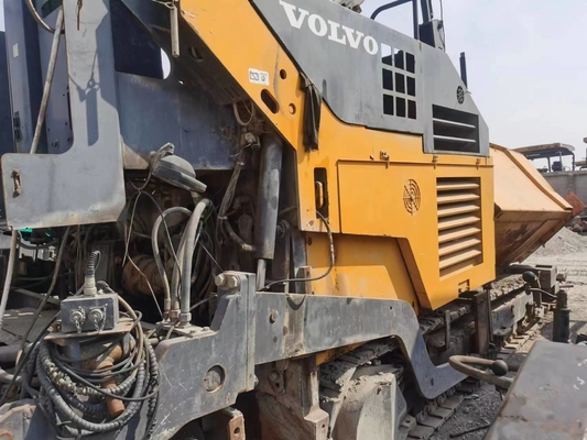 ハウエデ水力ポンプ 性能2660*1970*1450mmのための使用アスファルトパバーVOLV 8820