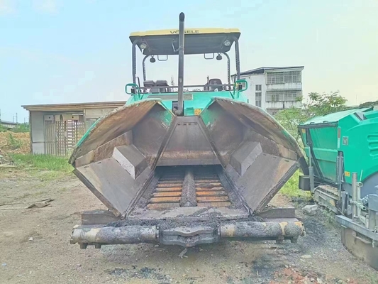 使用されているアスファルトパバー VOGEL Super 1800-2L 1800-3L 1880L 2100-3L 2100-2L 2500 Volv 8820