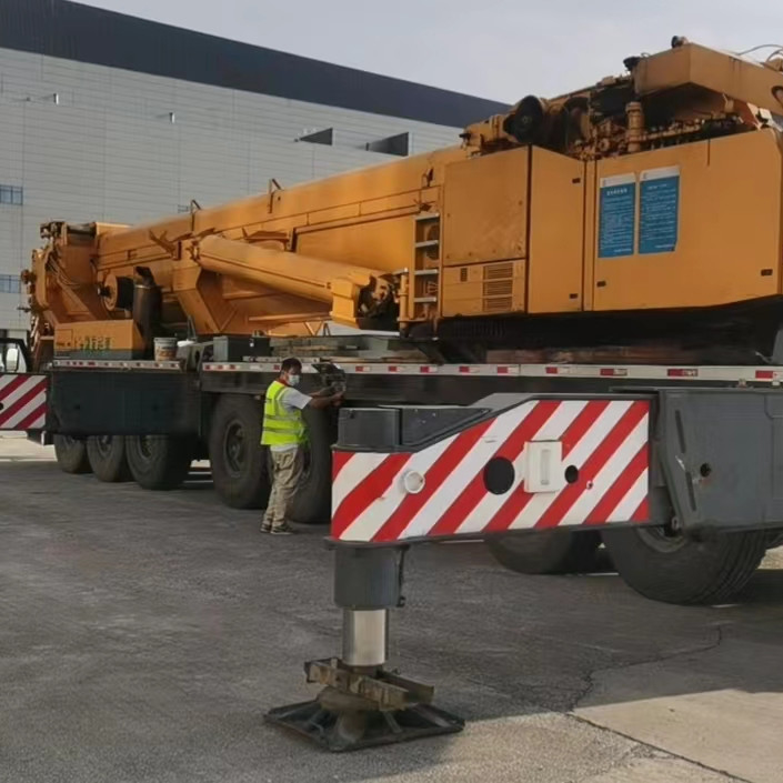 リベール LTM1500-8.1 LTM1300 500T 300T 160T タダノ TG-500E TG-900E 90T 50T トラッククレーン
