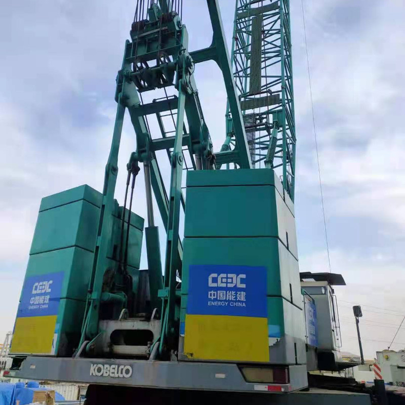 Kh180-3 kh300 kh150 80t 50t クローラークレーン ビデオ技術サポートのための Isuzu エンジン