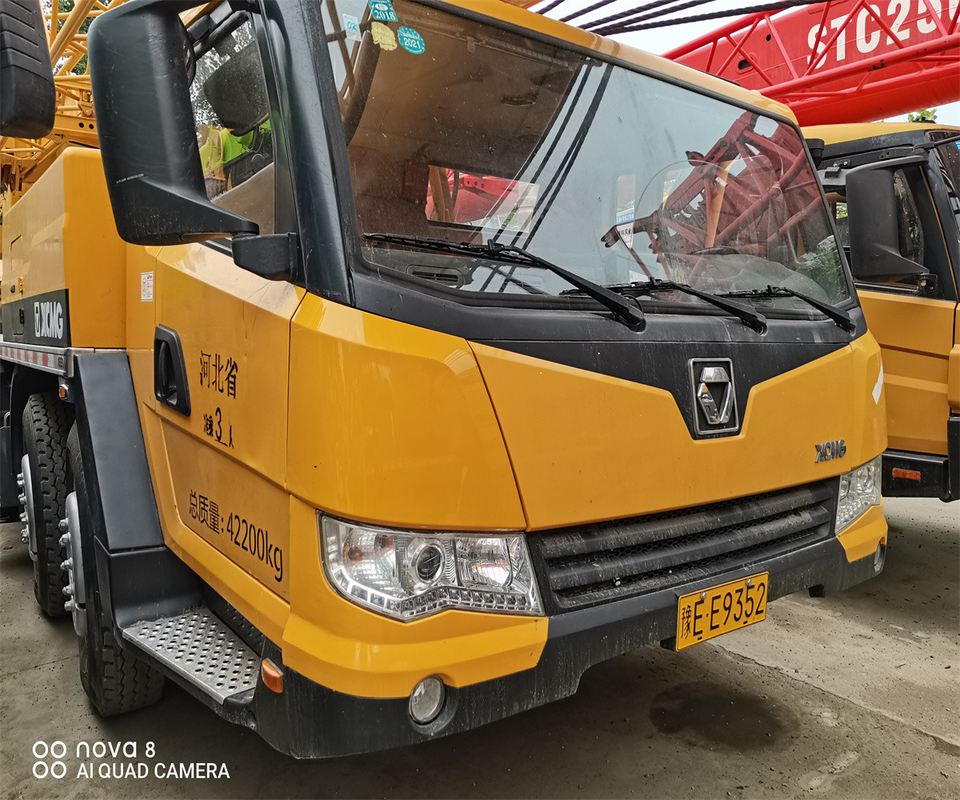XCMG QY70KA 70T 移動式トラッククレーン